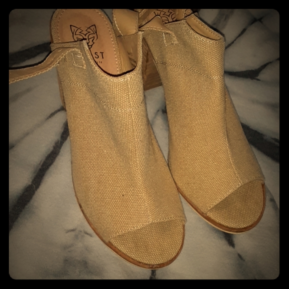 Wedges/heels